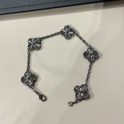 [baslovejewels]CLOVER 5 MOTIF BLACK BRACELET