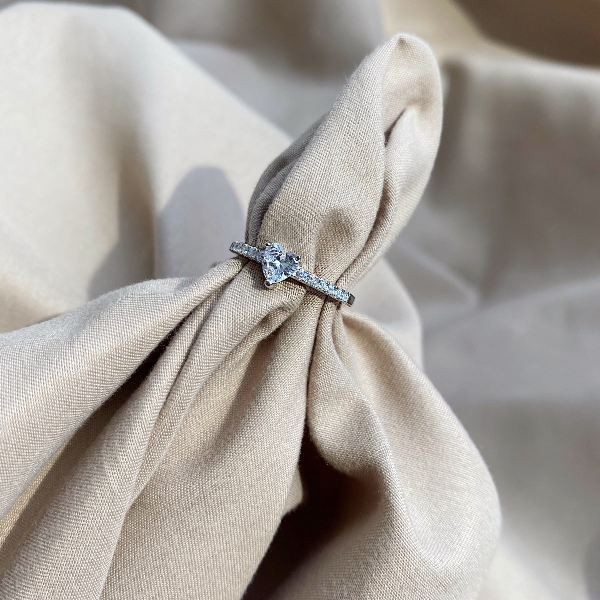 [baslovejewels]0.5 Carat CaratEternity Charming Heart Shape Lover Ring