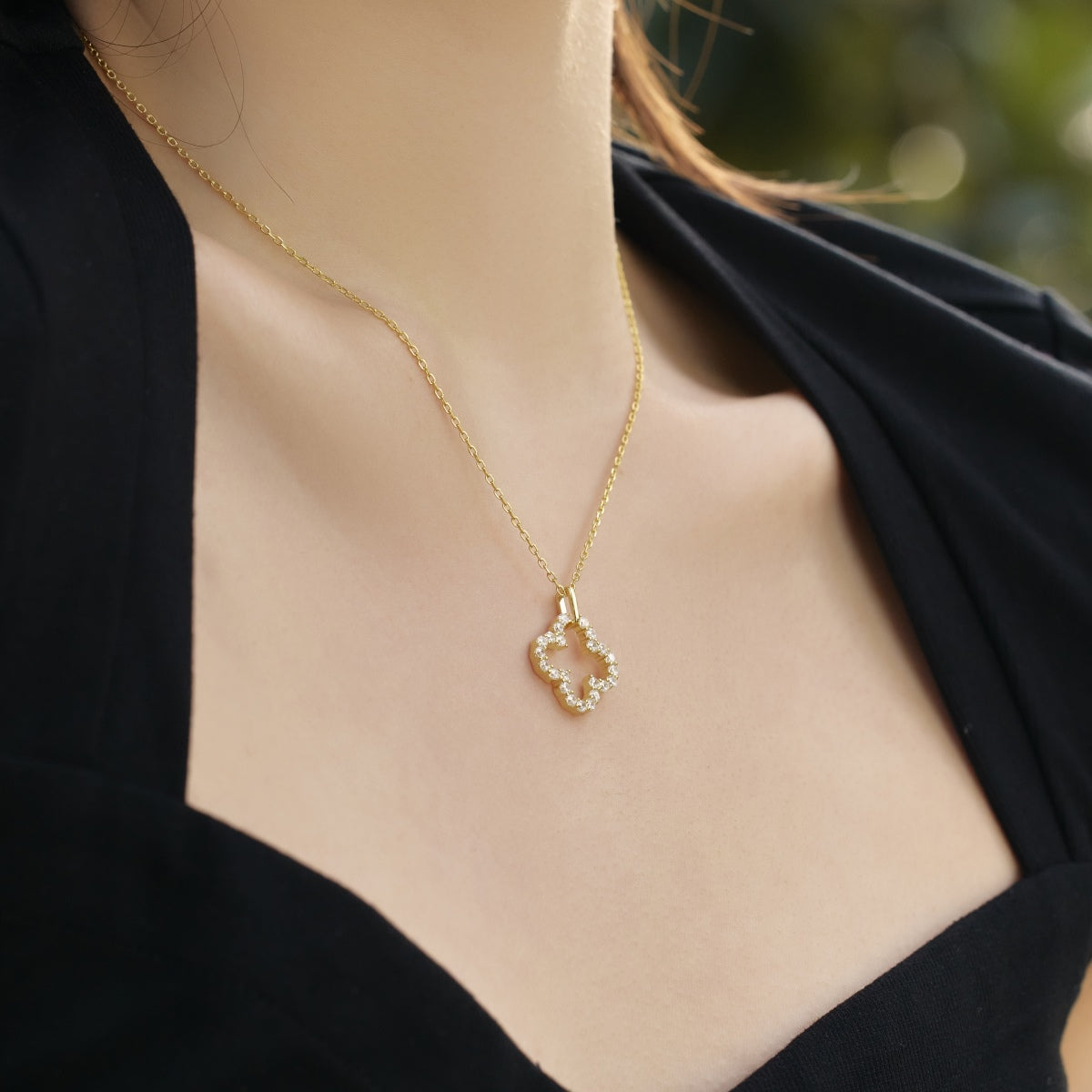 [baslovejewels]Four-Leaf Clover Hollow Design Exquisite Necklace