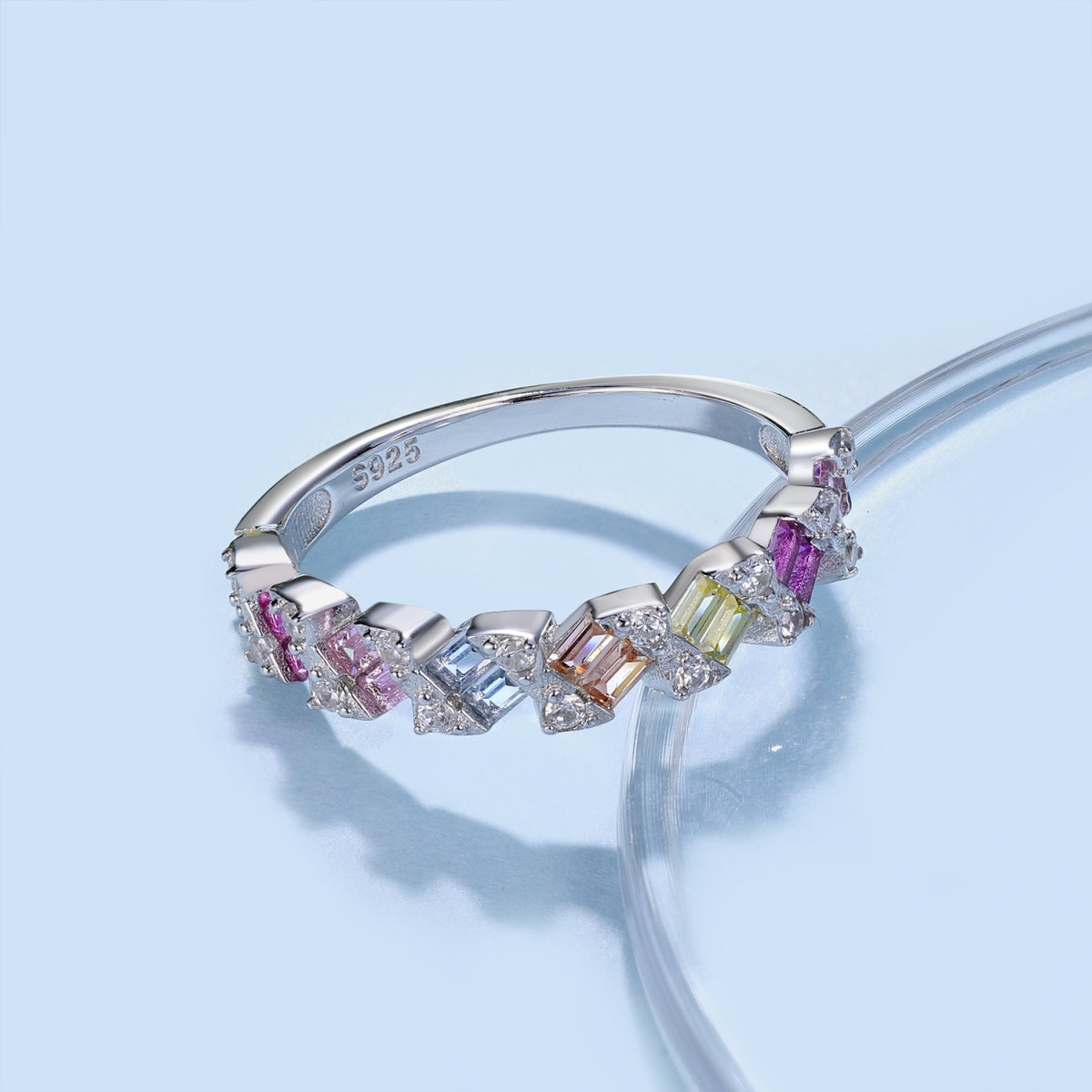 [baslovejewels]Delicate Vibrant Emerald Cut Daily Ring