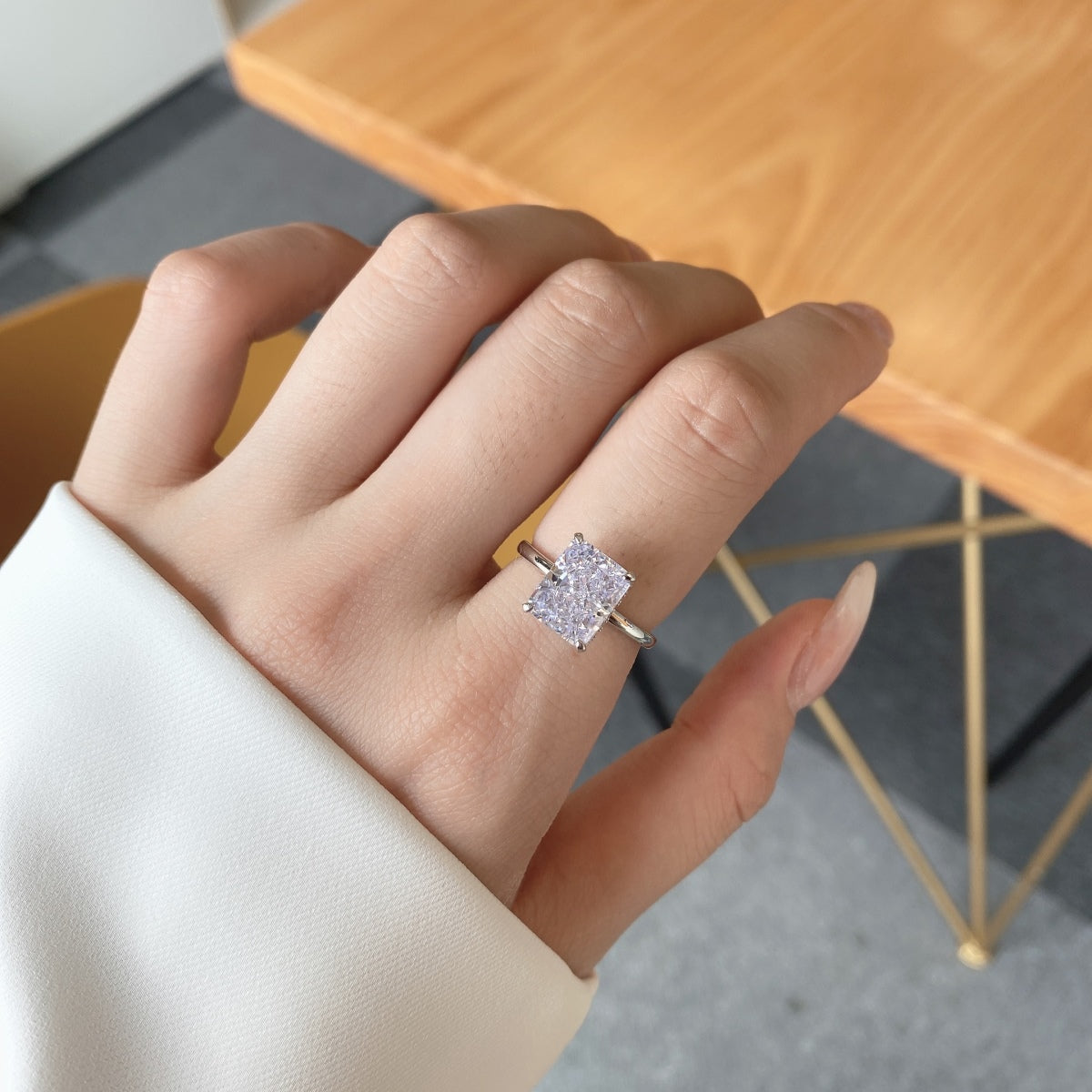 [baslovejewels]4.0 Carat Ornate Enchanting Radiand Cut Banquet Ring