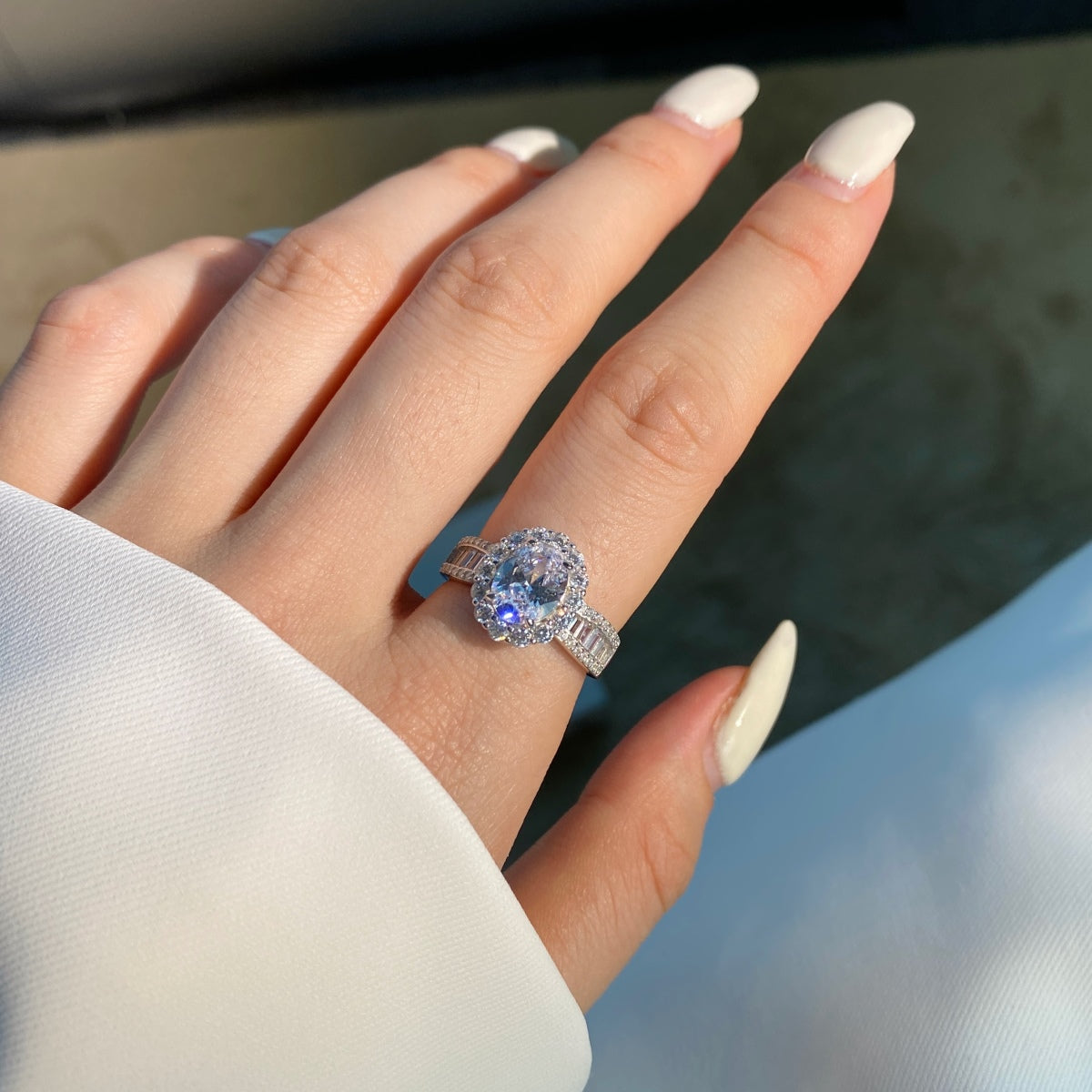 [baslovejewels]1.5 Carat Dazzling Charming Oval Cut Banquet Ring