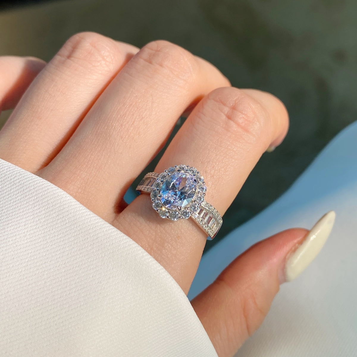 [baslovejewels]1.5 Carat Dazzling Charming Oval Cut Banquet Ring