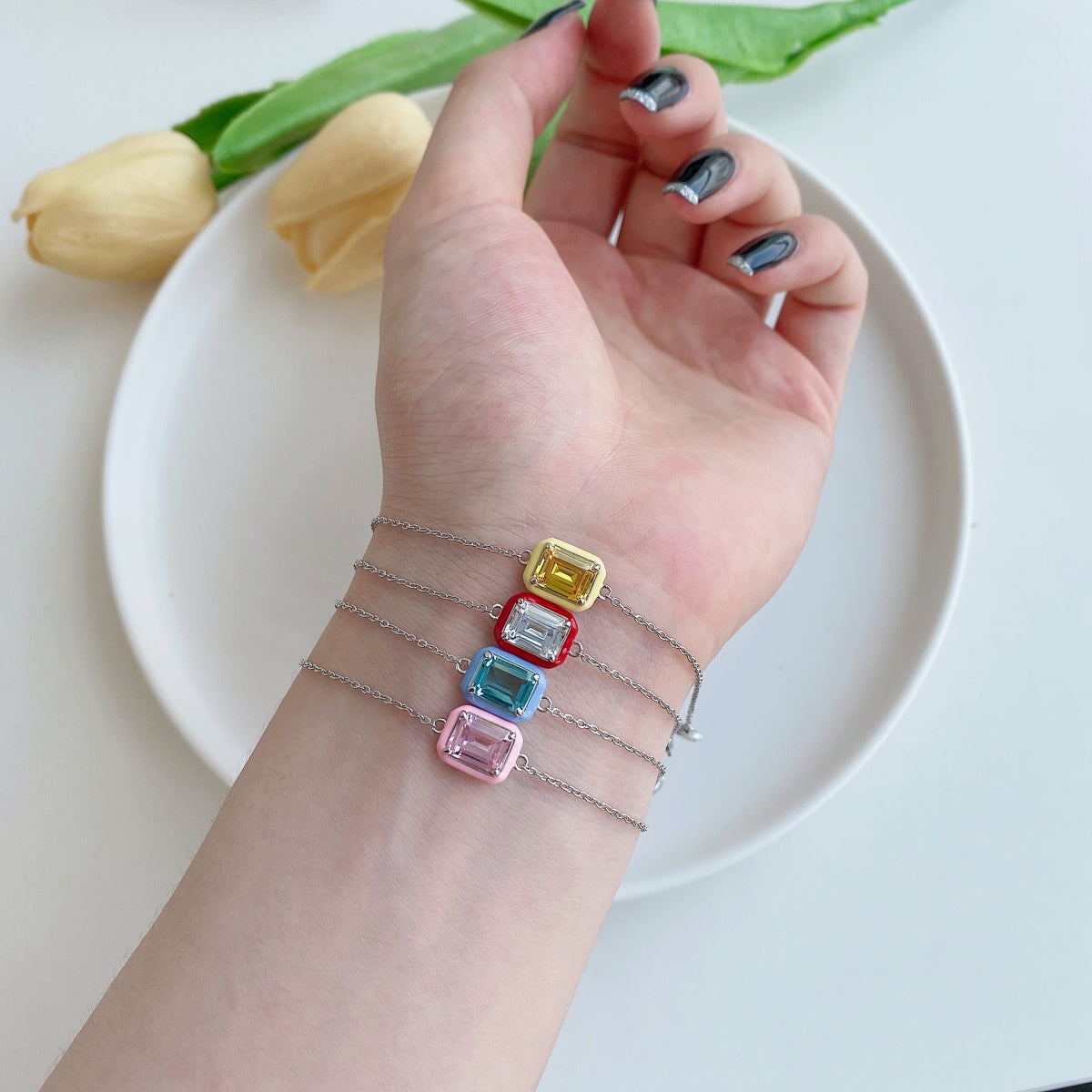 [baslovejewels]2.0 Carat Sparkling Colorful Emerald Cut Daily Bracelet