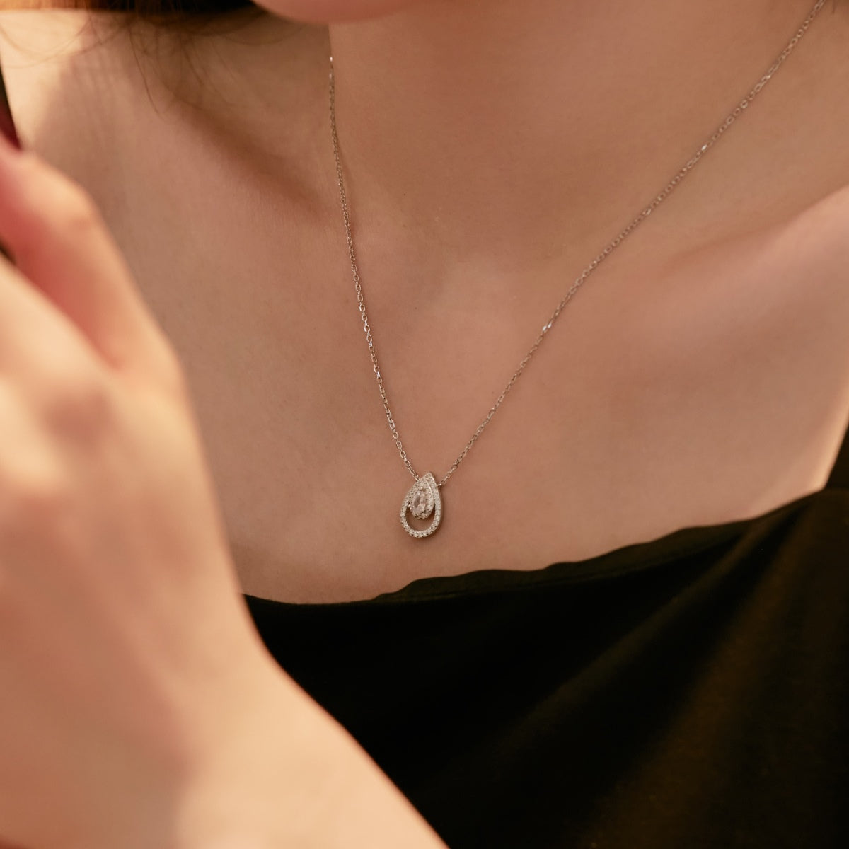[baslovejewels]Sparkling Pear Cut Necklace