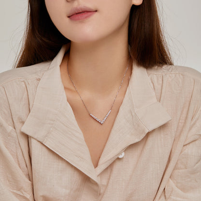 [baslovejewels]Ornate Round Cut Necklace