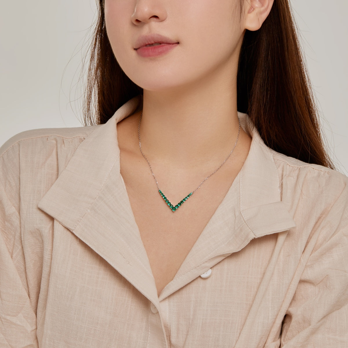[baslovejewels]Ornate Round Cut Necklace