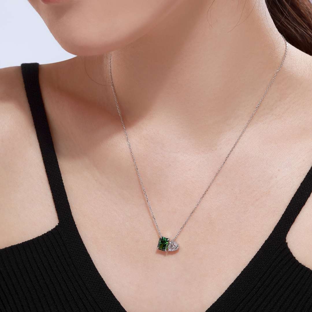 [baslovejewels]Dazzling Square & Heart Shape Necklace