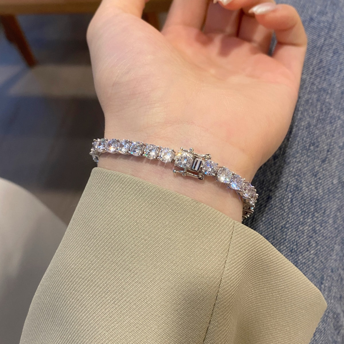 [baslovejewels]Ornate Sparkling Round Cut Wedding Bracelet