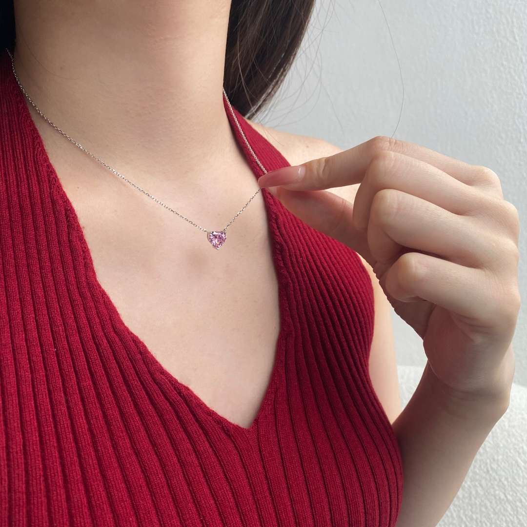 [baslovejewels]6.0 carat Radiant Heart Shape Necklace