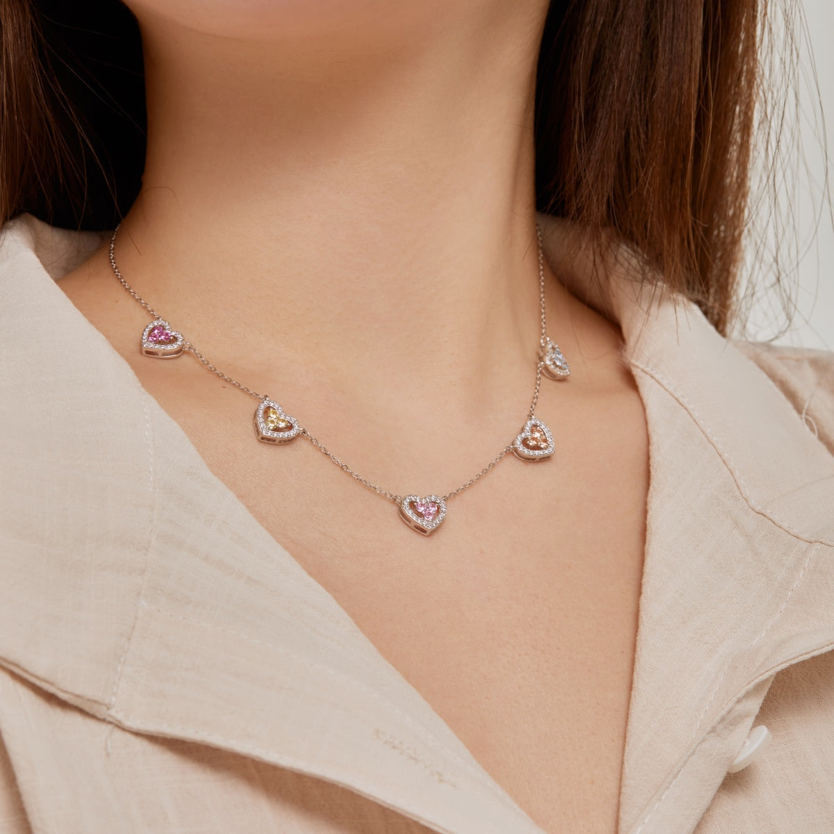 [baslovejewels]Sparkling Five Heart Necklace