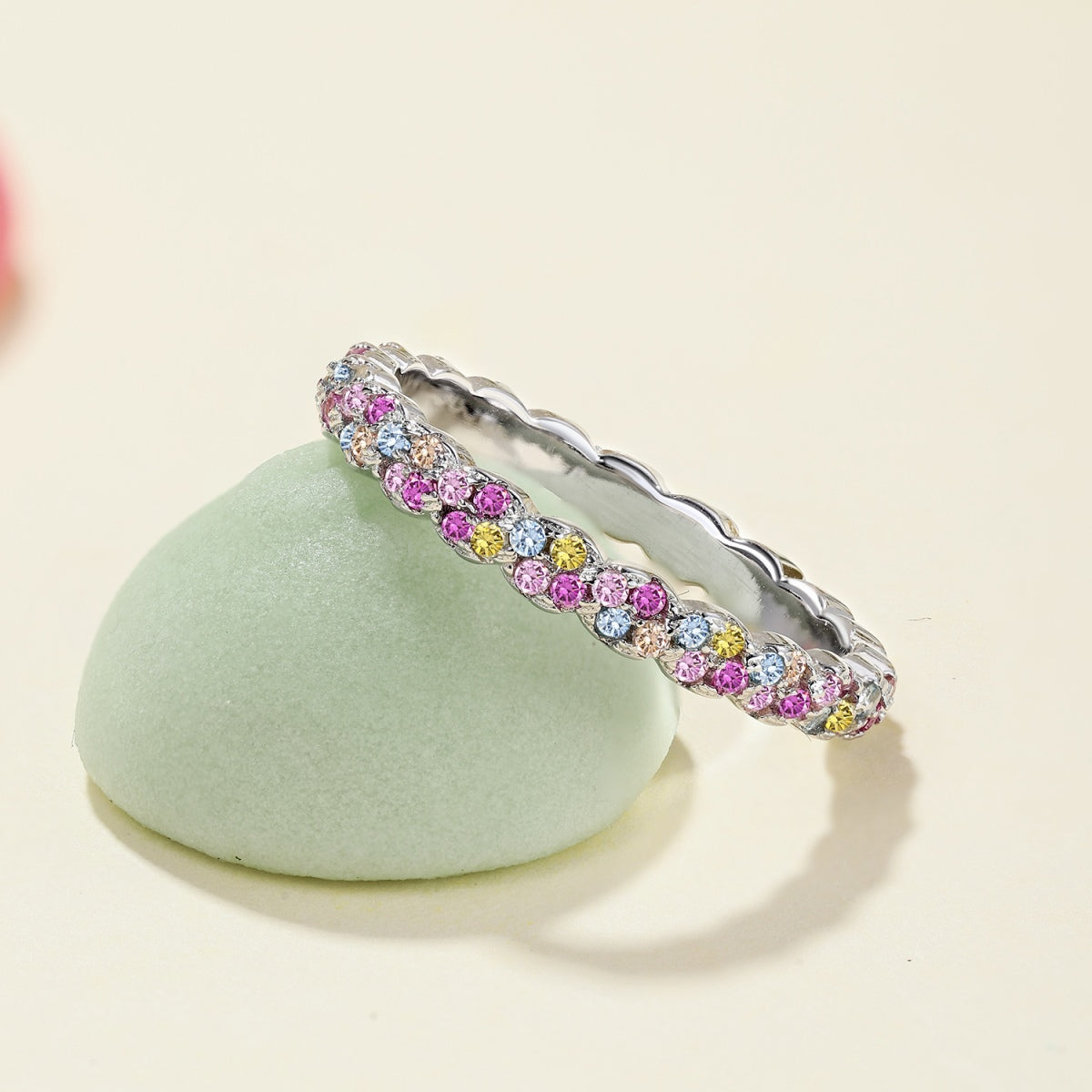 [baslovejewels]Dainty Ebullient Round Cut Daily Ring