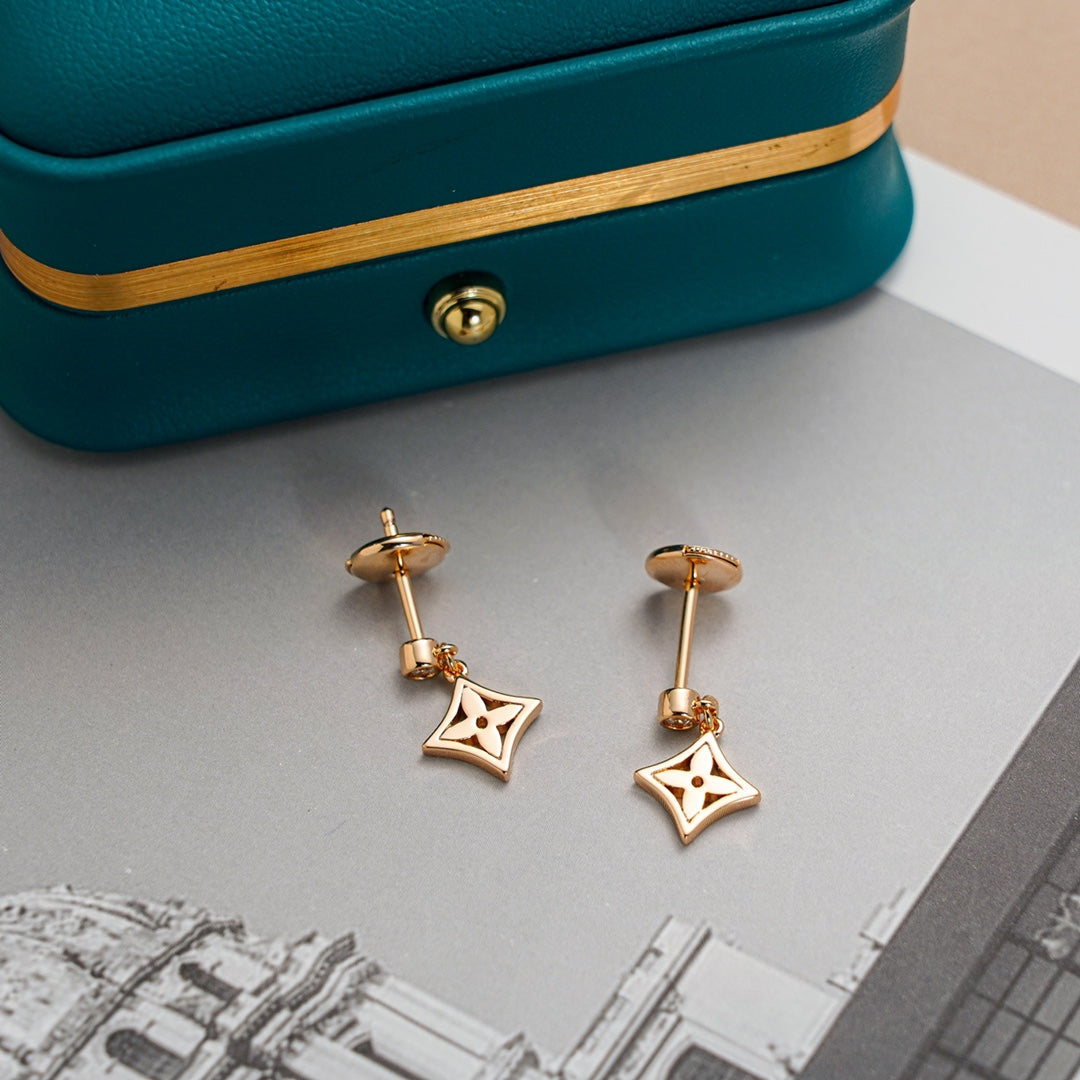 [baslovejewels]STAR EARRINGS GOLD