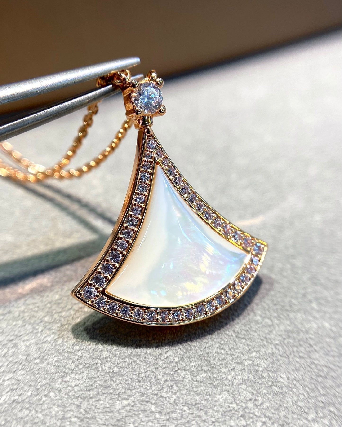 [baslovejewels]DREAM MOP DIAMOND PAVED PINK GOLD NECKLACE