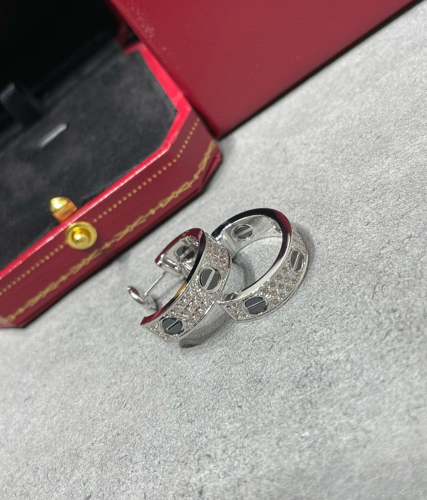 [baslovejewels]LOVE CERAMIC DIAMOND PAVED SILVER EARRINGS
