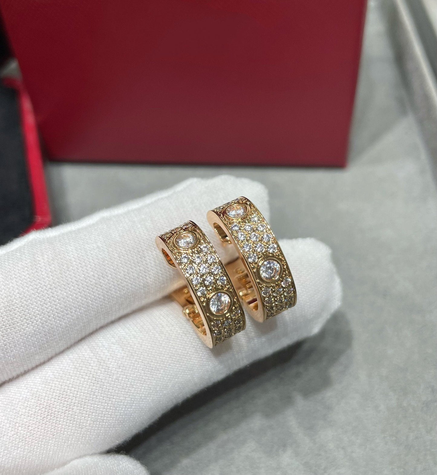 [baslovejewels]LOVE 5.5MM DIAMOND PAVED EARRINGS
