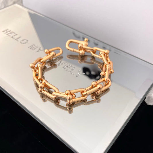 U-shaped Hook Horseshoe Clasp Bracelet Gold