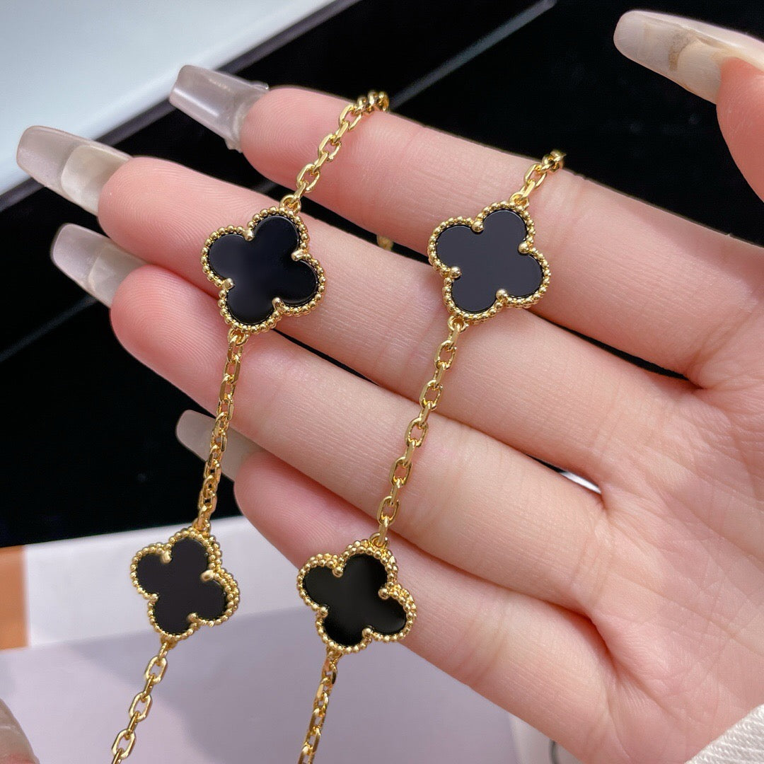 [basloveJW]CLOVER 10 MOTIFS ONYX NECKLACE