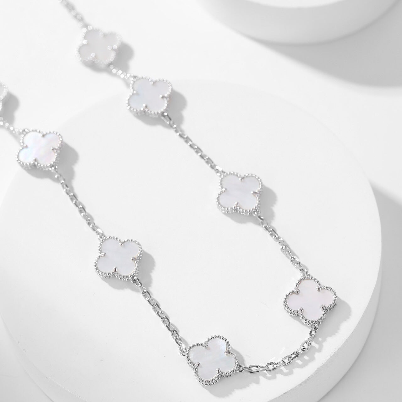[basloveJW]CLOVER 10 MOTIFS WHITE MOTHER OF PEARL NECKLACE