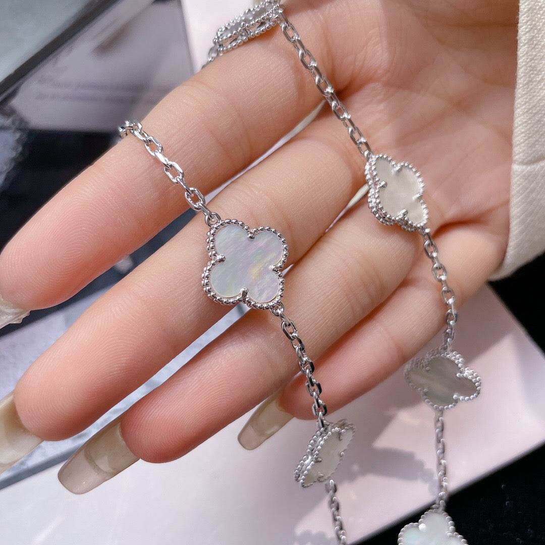[basloveJW]CLOVER 10 MOTIFS WHITE MOTHER OF PEARL NECKLACE