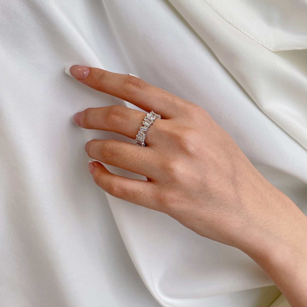 [baslovejewels]Delicate Multi Shape Tennis Ring