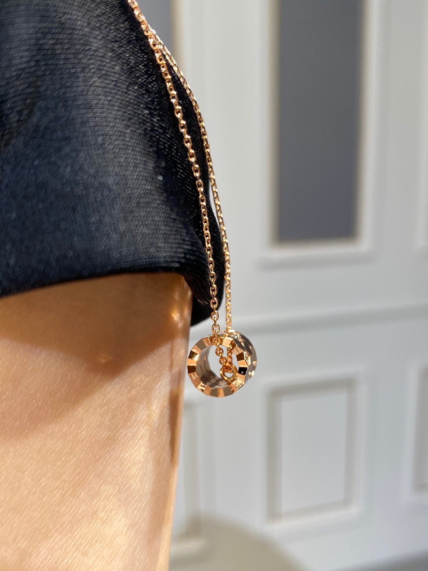 [baslovejewels]BEE LOVE DIAMOND NECKLACE